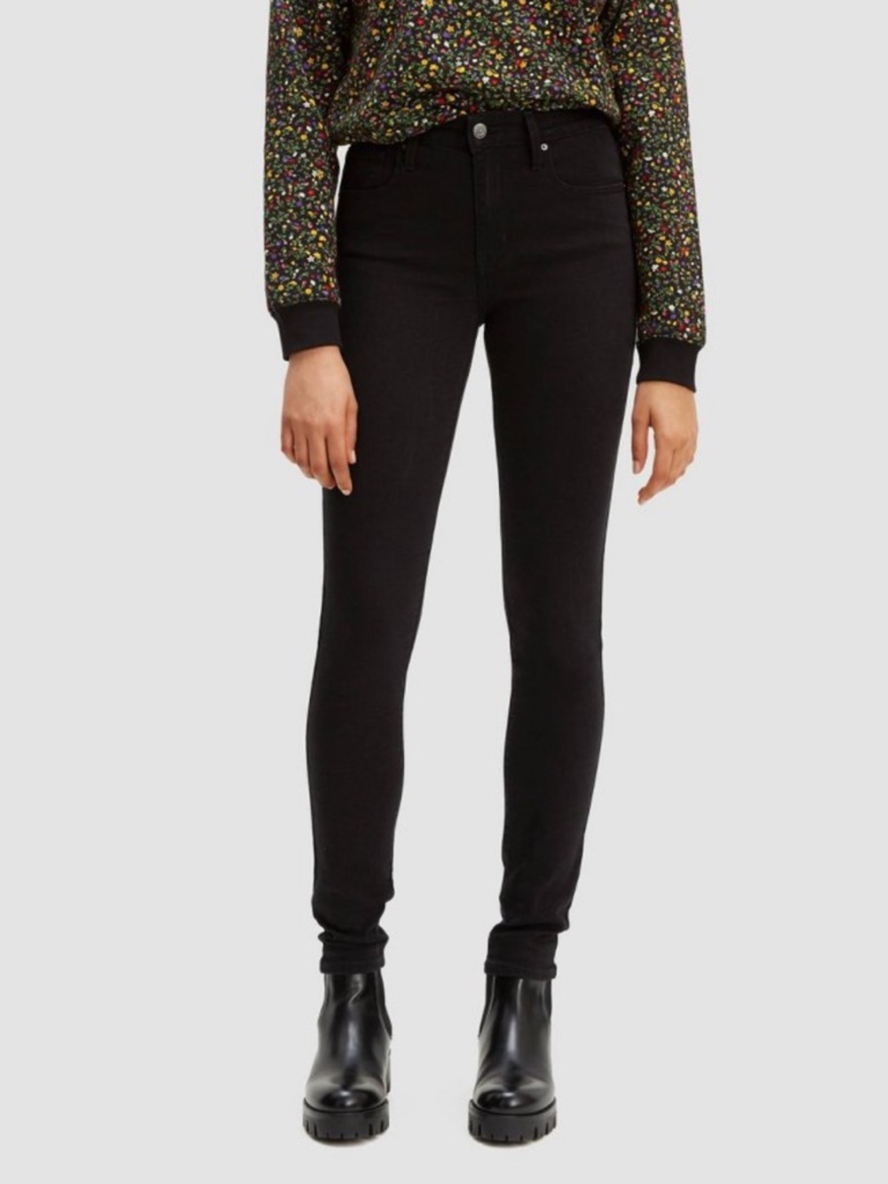Levi's® Women's High-Rise Skinny Jeans - Soft Black - Size 10M - 30" Inseam
